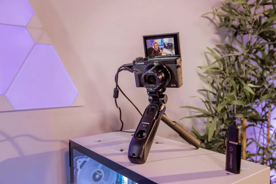 powershot_g7_x_mkiii_lifestreamingkit_lifestyle03_c114eaf4fd4040b881d9033f8ae8ec9e.webp__PID:193cb403-cb14-45e6-b5a8-cda27803779b
