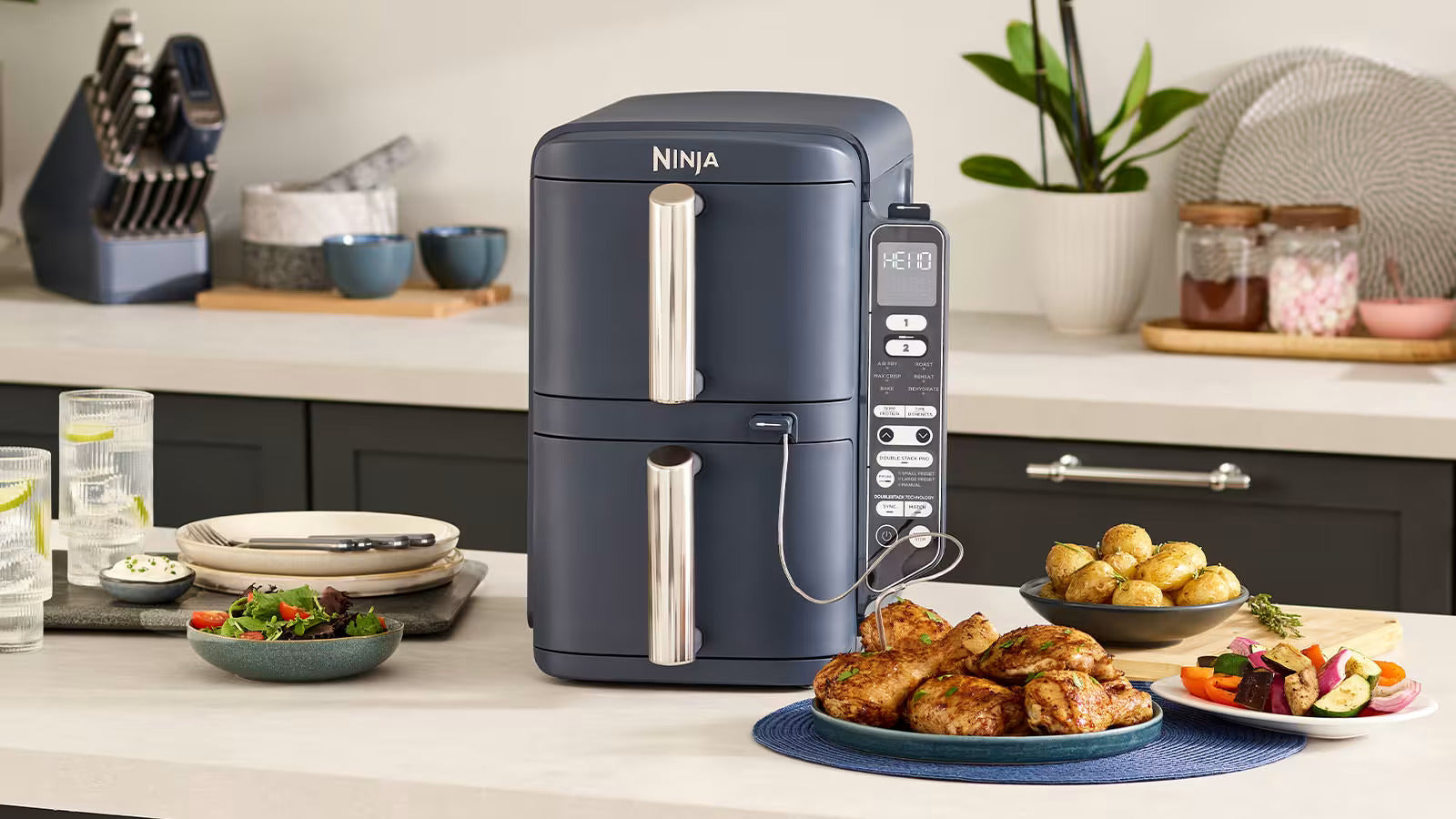Ninja-SL451UKCYD-Countertop-Food-Result-Carousel-1600x900.jpg__PID:677d4bfb-9a35-418c-9b41-ebaa5fa0e8a6