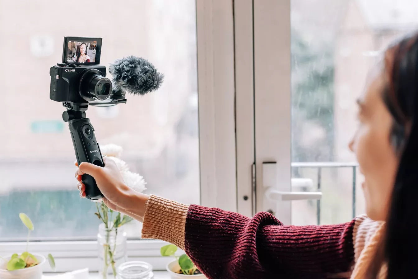 powershot_g7xmiii_mei-ying-chow_vlogger_lifestyle_09_e50a38ca9e2d43aab560b178e6e952d2.webp__PID:b403cb14-85e6-45a8-8da2-7803779b5fa1
